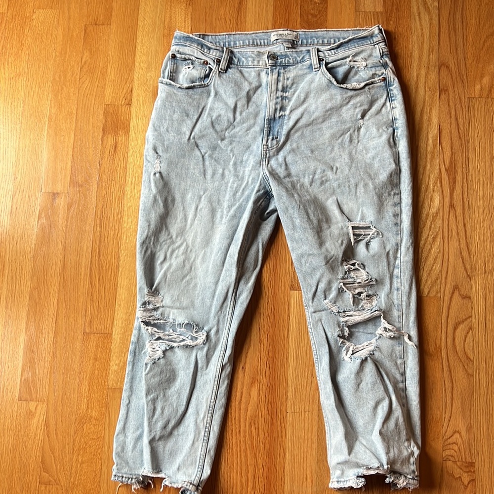 A&F distressed Mom Jeans. Curve Love.